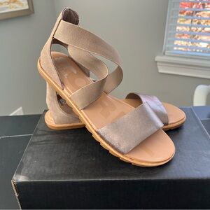 Sorel Ella II Sandal size 9